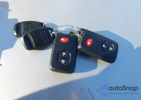 2009 Toyota Rav4 Limited V6 z USA, uszkodzony, nr VIN JTMBK31V29D003972